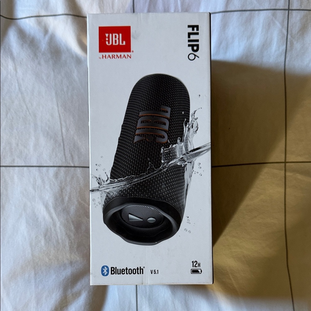 JBL Flip 6 Portable Speaker - Black